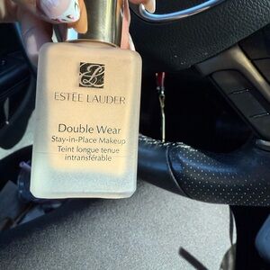 Estée Lauder Double Wear Foundation (ivory beige)